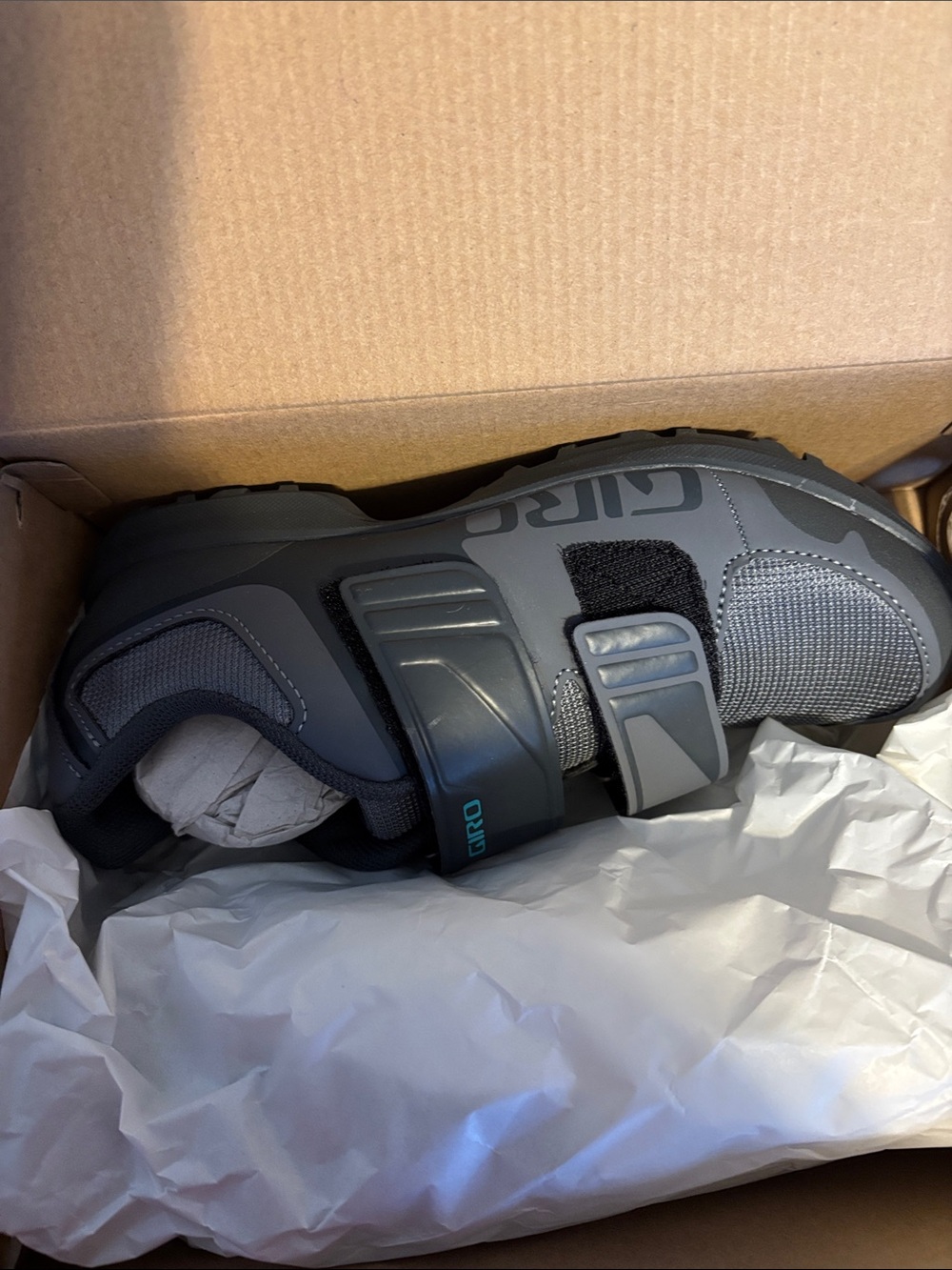 Giro Women’s Dark Gray & Black Cycling Shoe with Hook-and-Loop Straps